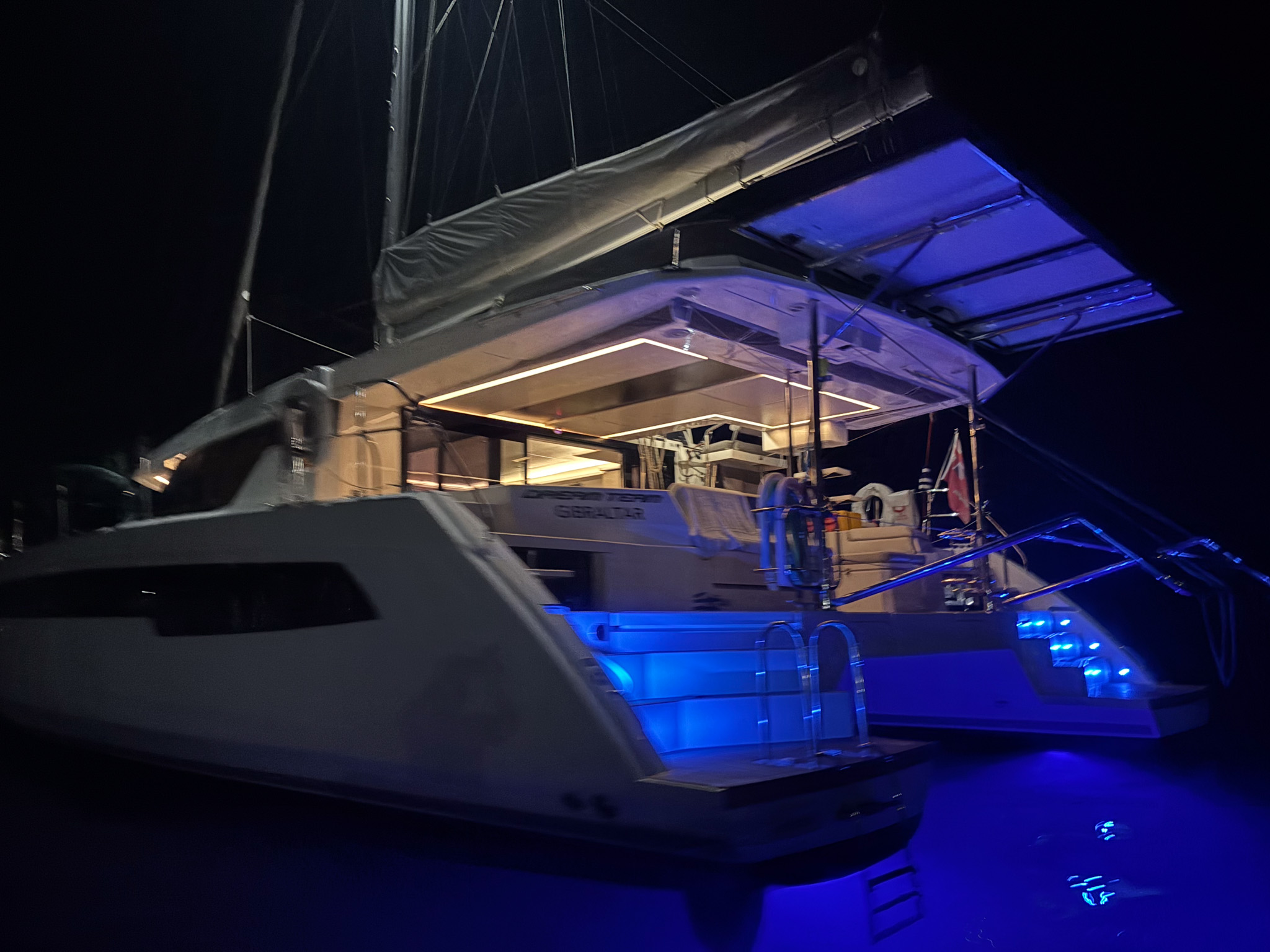 DREAM TEAM Leopard 50 catamaran for sale
