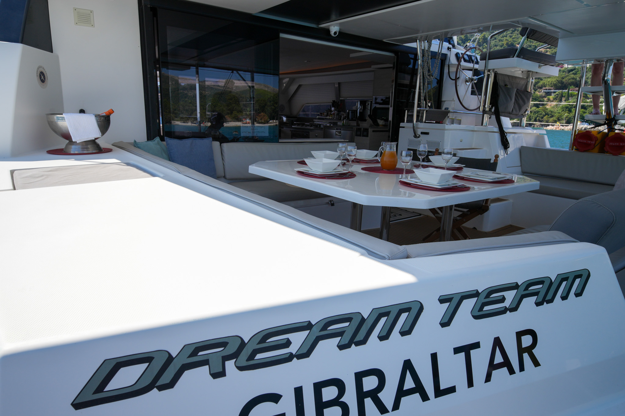DREAM TEAM Leopard 50 catamaran for sale