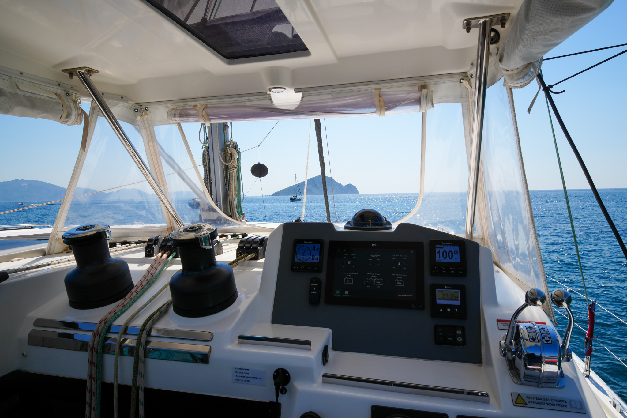 DREAM TEAM Leopard 50 catamaran for sale