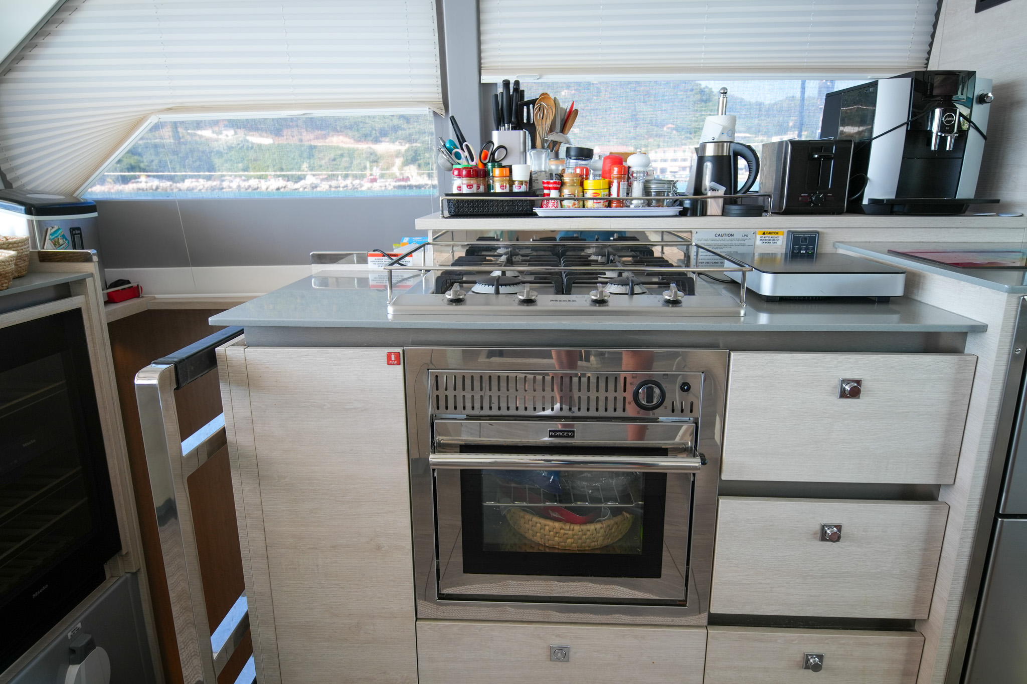 DREAM TEAM Leopard 50 catamaran for sale