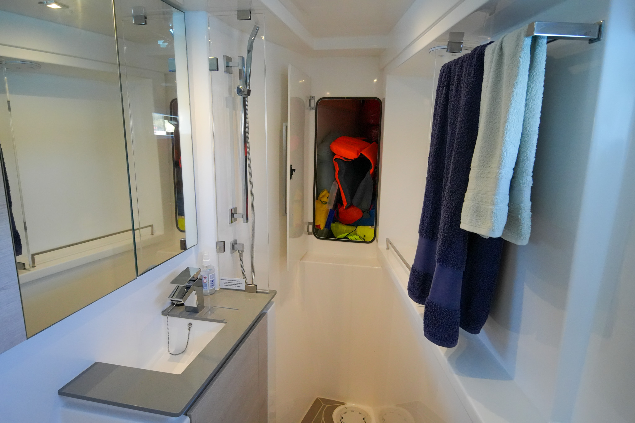 DREAM TEAM Leopard 50 catamaran for sale