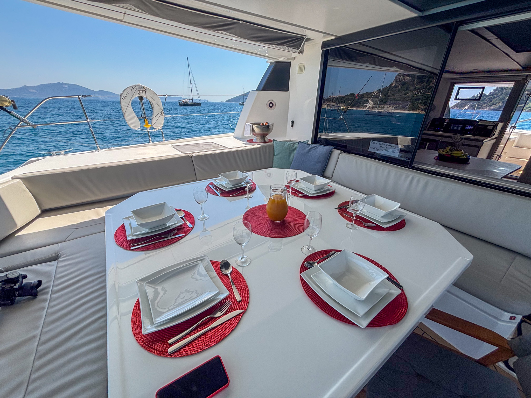 DREAM TEAM Leopard 50 catamaran for sale