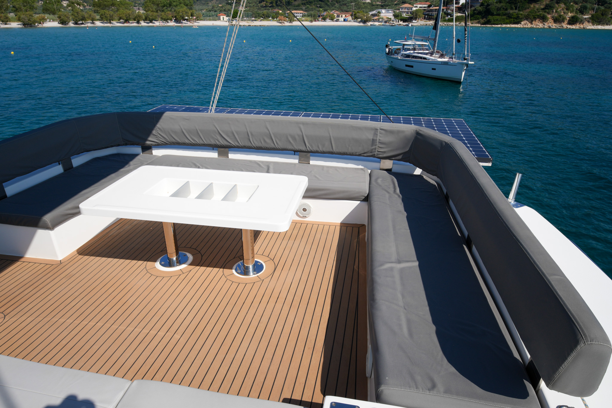 DREAM TEAM Leopard 50 catamaran for sale