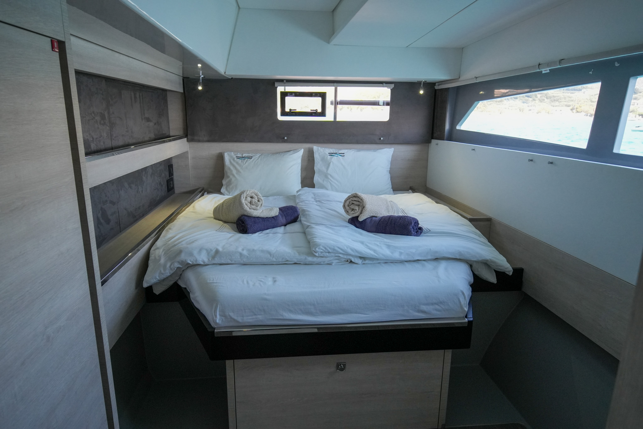 DREAM TEAM Leopard 50 catamaran for sale