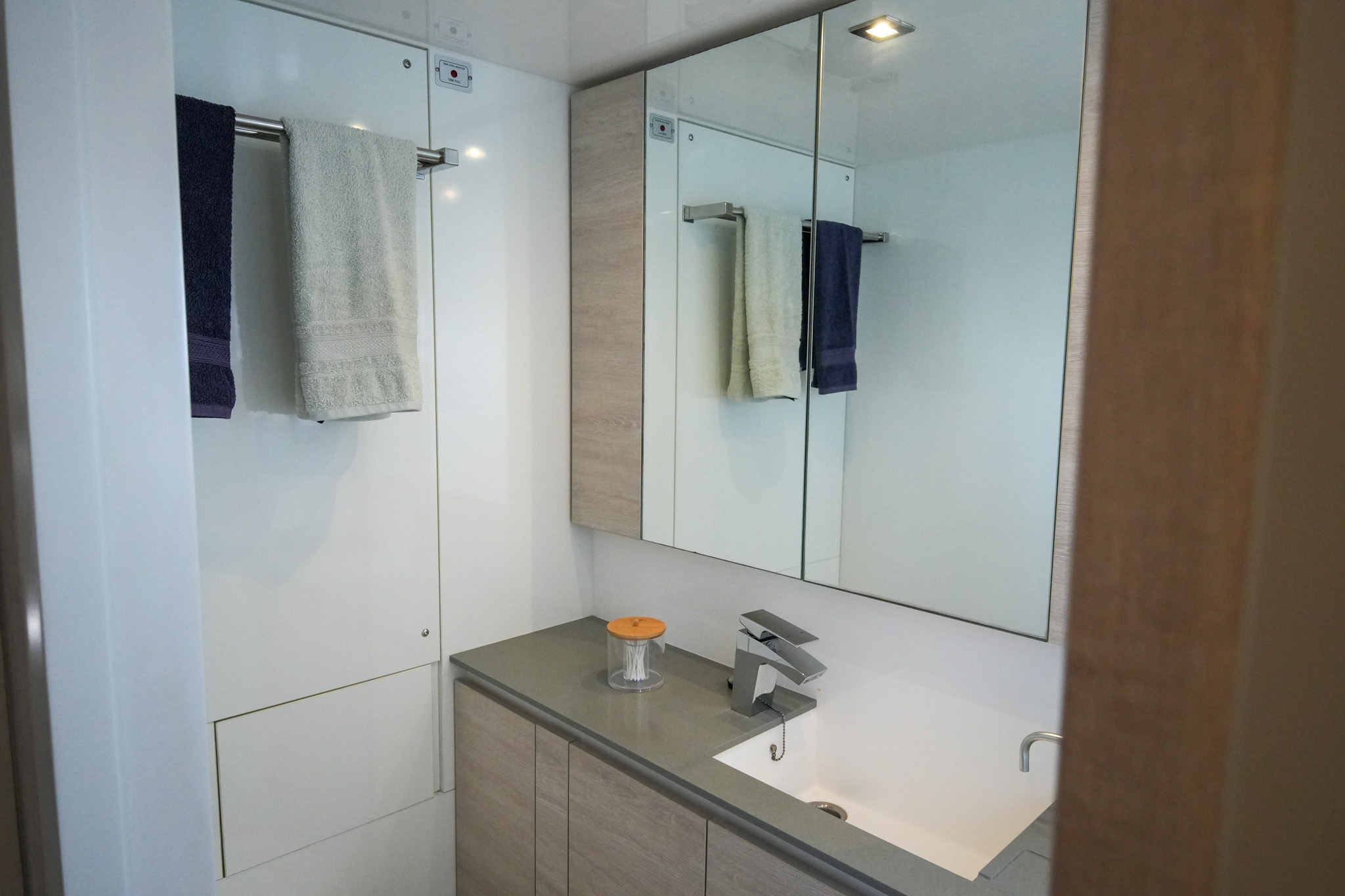 DREAM TEAM Leopard 50 catamaran for sale
