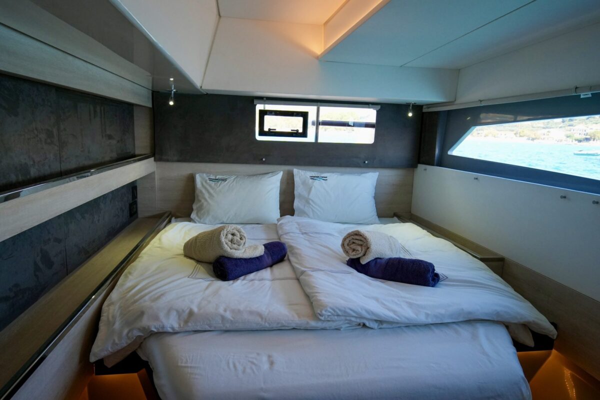 Leopard 50 catamaran Dream Team for sale – cabin-1 photo 05