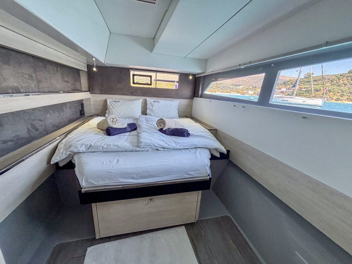 Leopard 50 catamaran Dream Team for sale – cabin-1 photo 13
