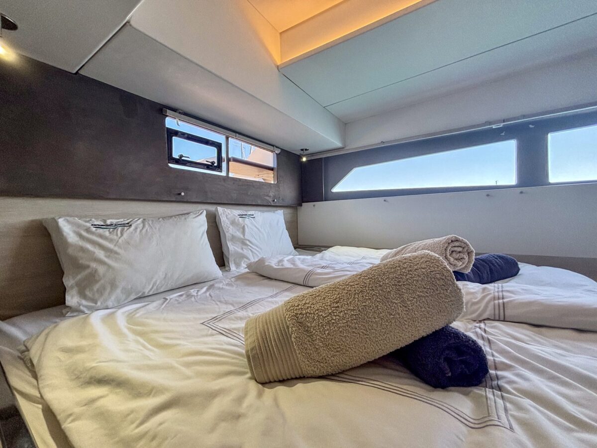 Leopard 50 catamaran Dream Team for sale – cabin-1 photo 15