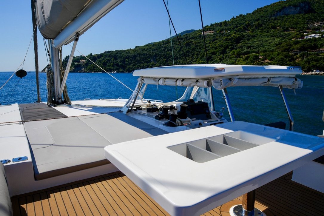 Leopard 50 catamaran Dream Team for sale – systems and engineering photo 02