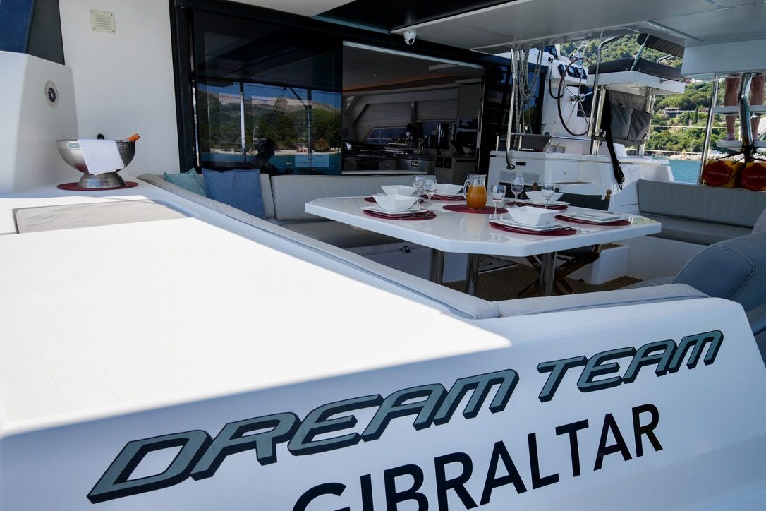 Leopard 50 catamaran Dream Team for sale – systems and engineering photo 09