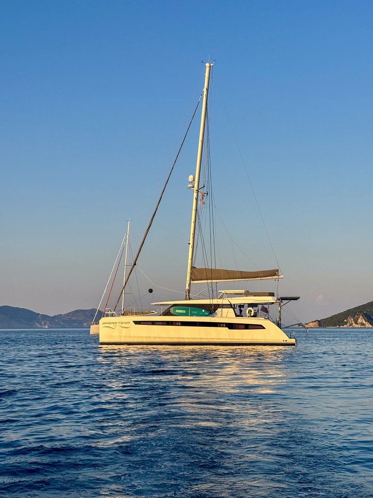 Leopard 50 catamaran Dream Team for sale – systems and engineering photo 17