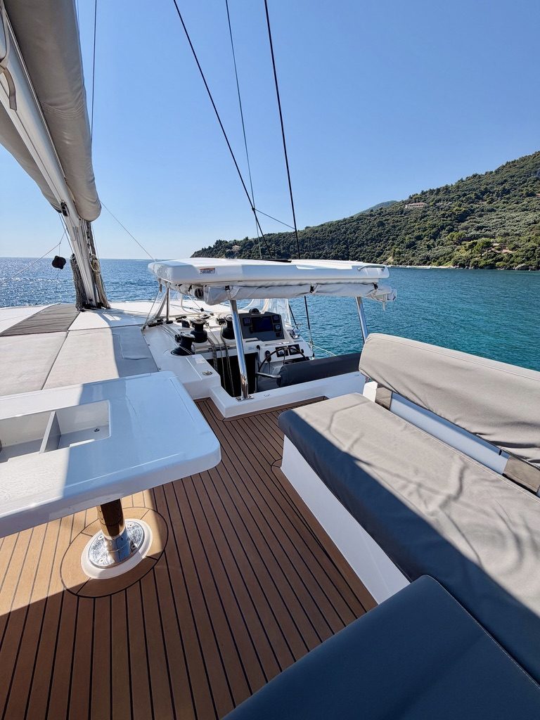 Leopard 50 catamaran Dream Team for sale – systems and engineering photo 38