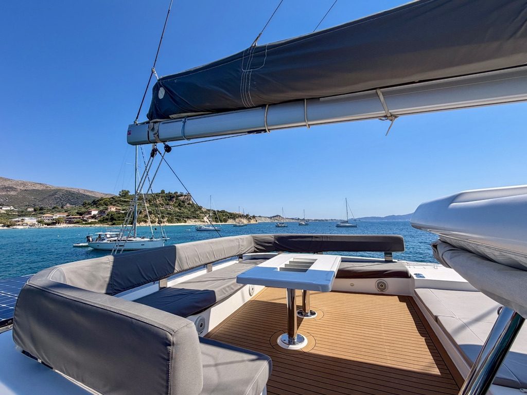 Leopard 50 catamaran Dream Team for sale – systems and engineering photo 39