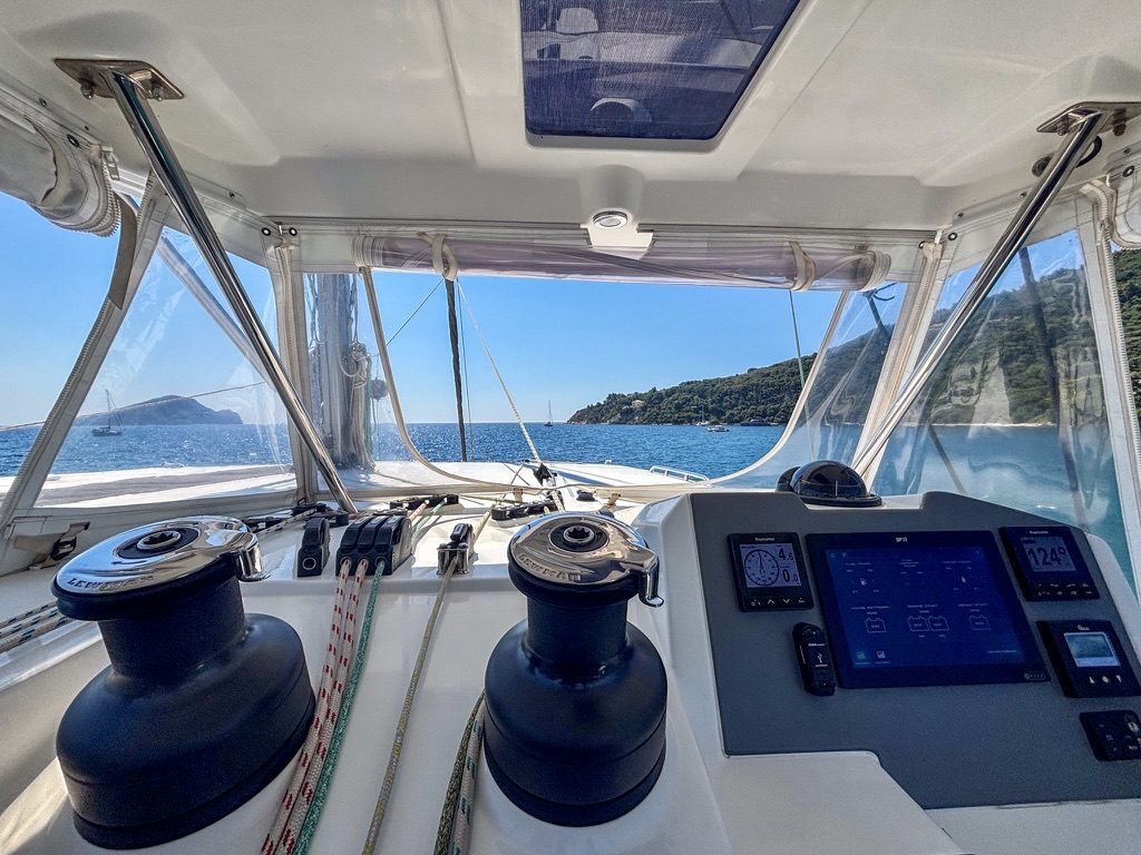 Leopard 50 catamaran Dream Team for sale – systems and engineering photo 56