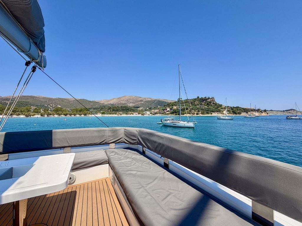 Leopard 50 catamaran Dream Team for sale – systems and engineering photo 61