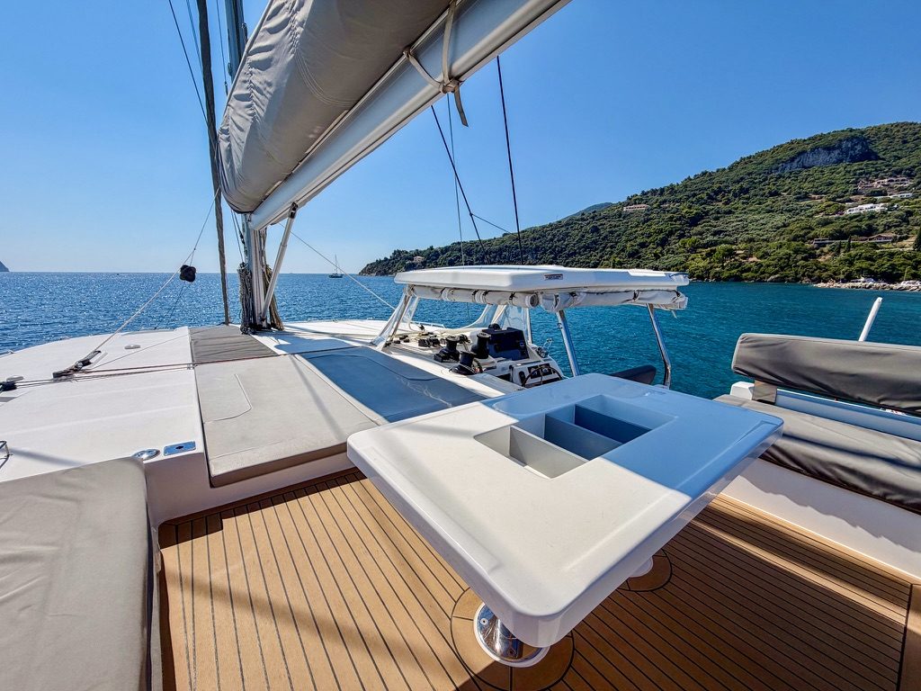 Leopard 50 catamaran Dream Team for sale – systems and engineering photo 67