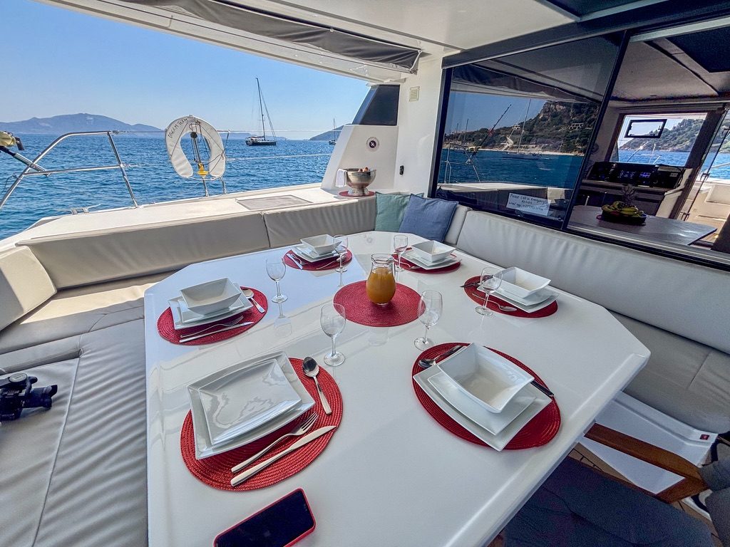 Leopard 50 catamaran Dream Team for sale – systems and engineering photo 75