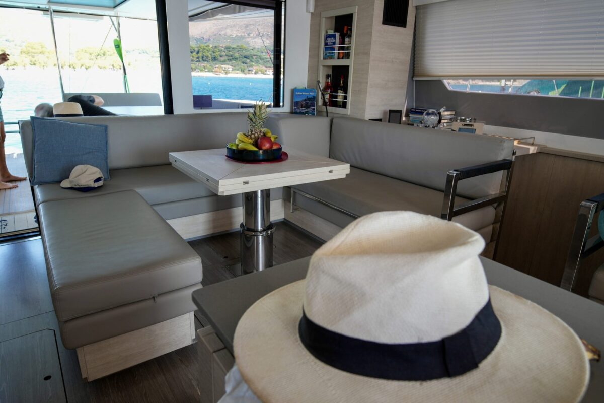 Leopard 50 catamaran Dream Team for sale – systems and engineering photo 02